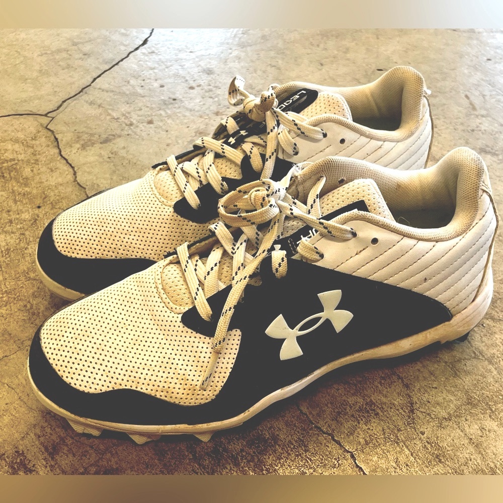 Under Armor baseball cleats